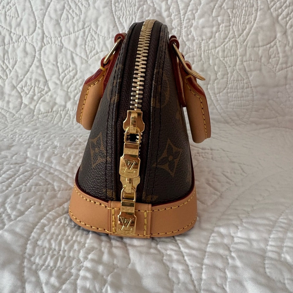 Louis Vuitton Nano Alma Monogram M82717 Mini Crossbody – Full Set - Picture 4 of 7